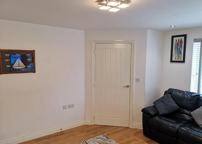 Langley Haven - 3 Bedroom House