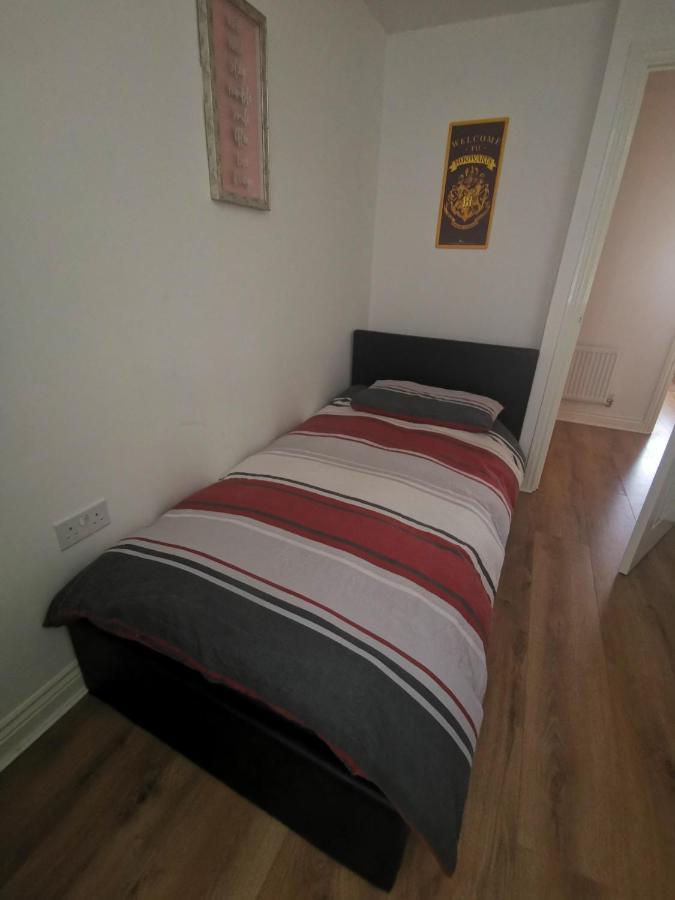 Casa de hóspedes Langley Haven - 3 Bedroom House Maidstone